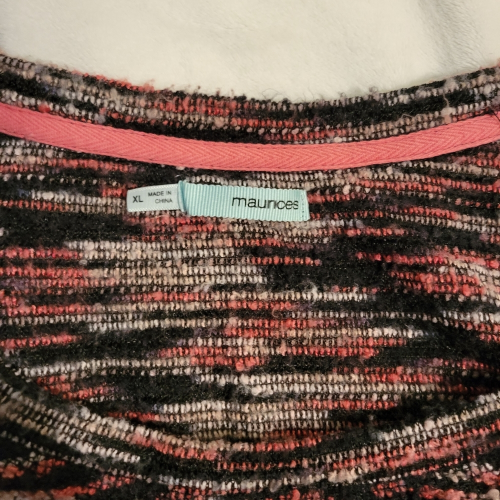 Maurices Sweater - Picture 3 of 3